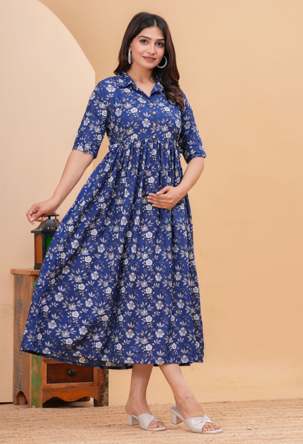 Blue Floral Printed Collared Viscose Rayon Maternity & Feeding Midi Dress