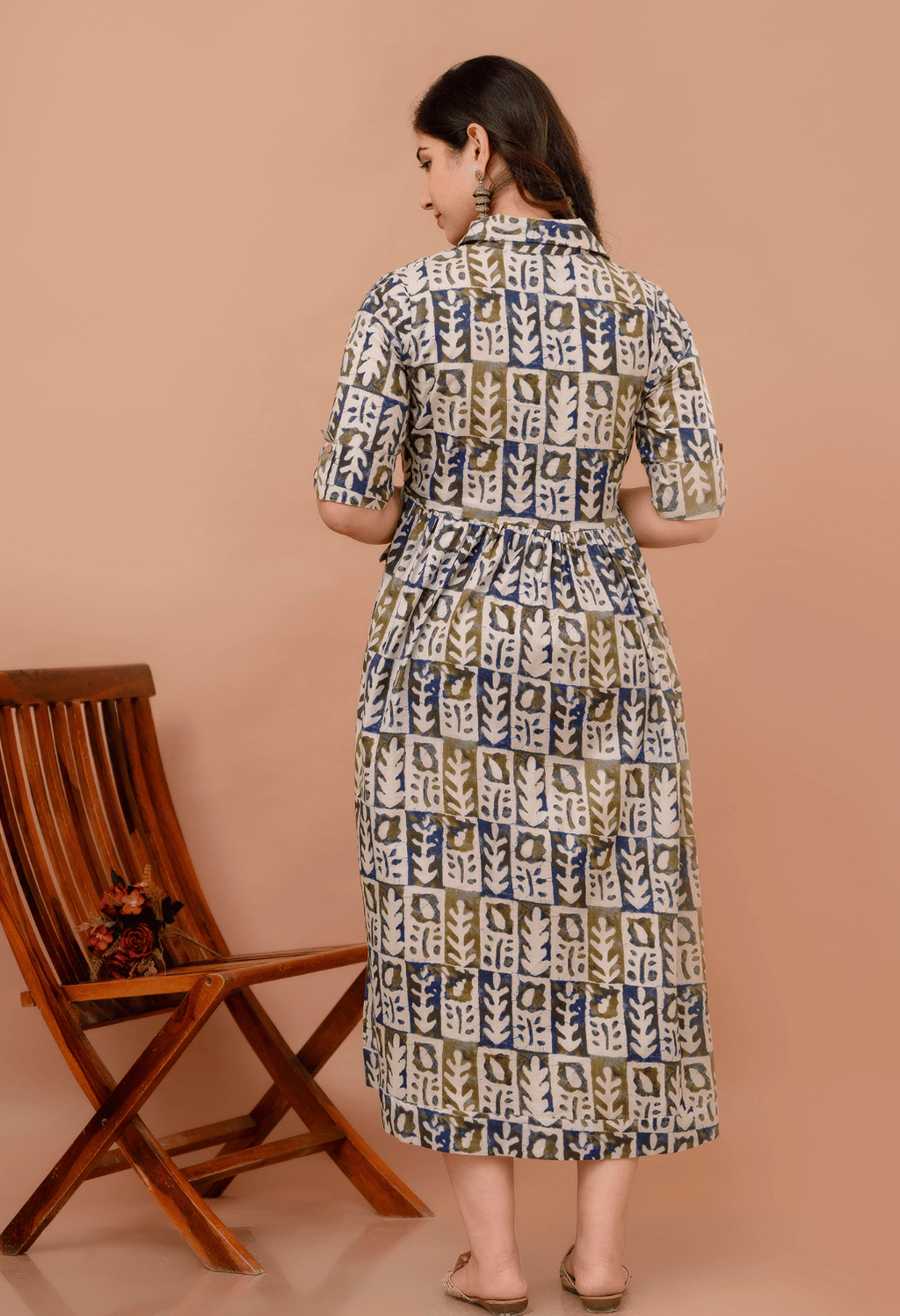 White Abstract Block Printed Collared Viscose Rayon Maternity & Feeding Maxi Dress