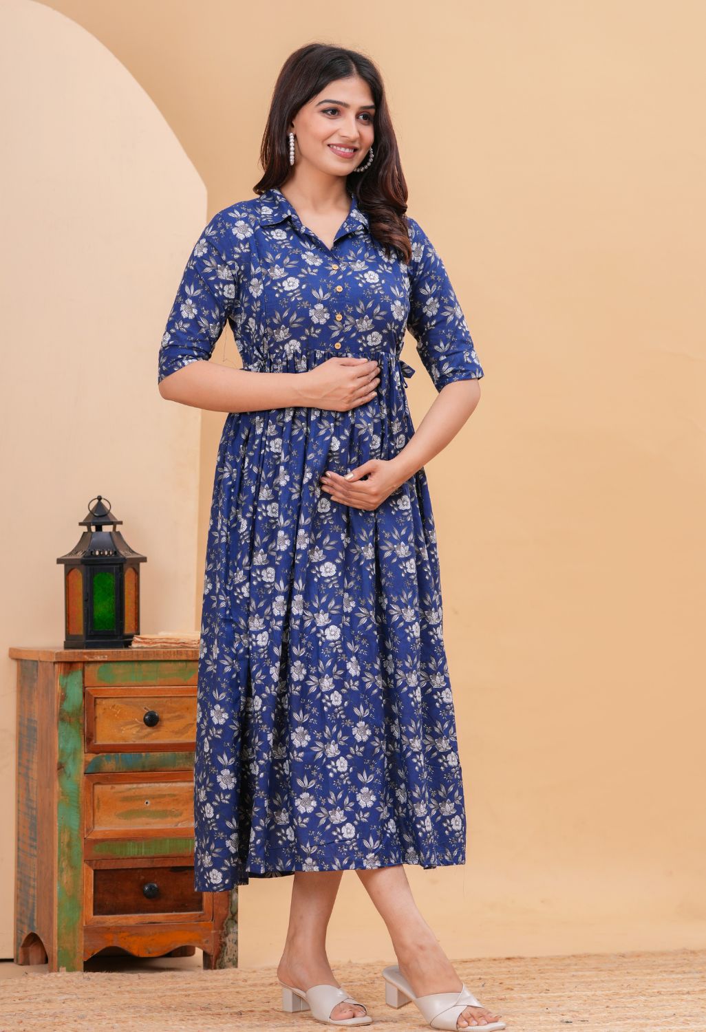Blue Floral Printed Collared Viscose Rayon Maternity & Feeding Midi Dress Main image